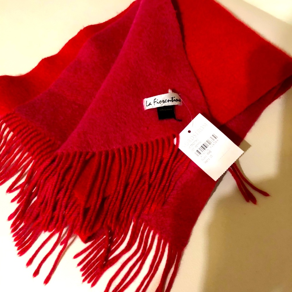 Cashmere scarf